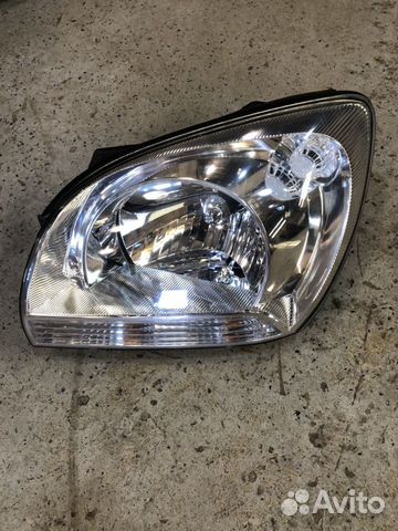 Фара левая Kia Sportage 2 2006