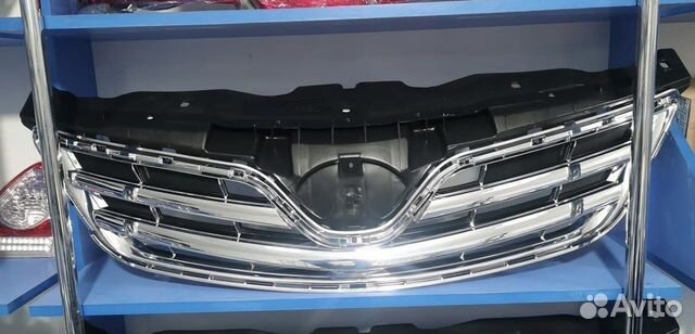 Решетка радиатора Toyota Corolla 150
