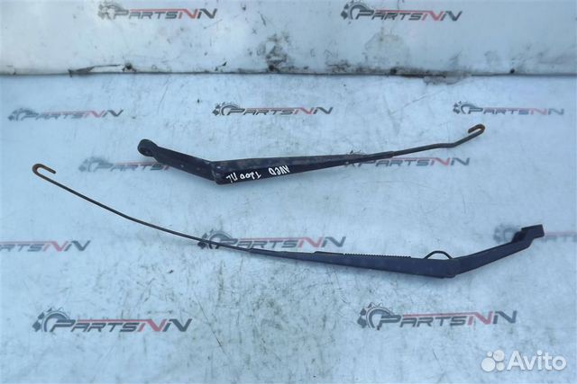 Поводок дворника переднего Шевроле Авео Т200