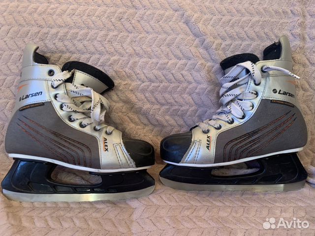 Коньки хоккейные Larsen