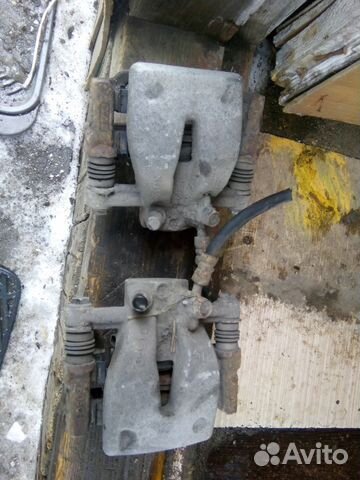 Суппорта Toyota Avensis II авенсис 250