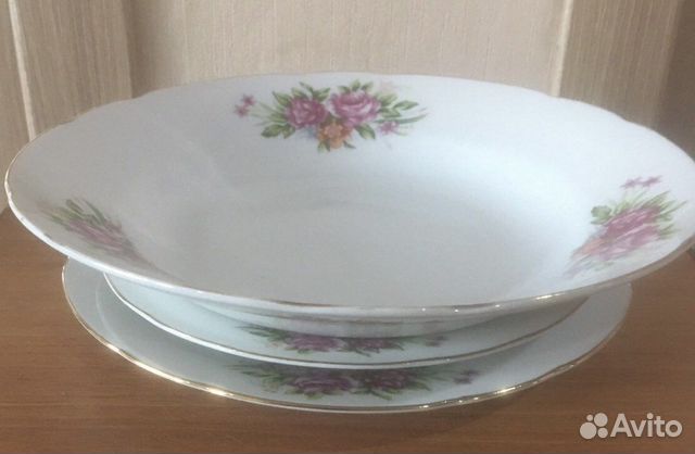 Набор тарелок