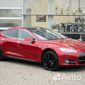 Tesla Model S AT, 2014, 68 847 км