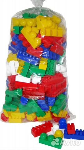 Конструктор большой около 500 деталей