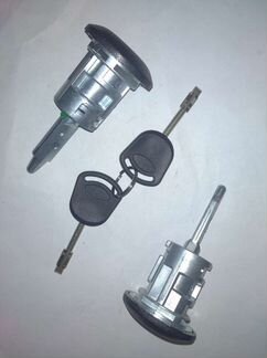 Личинка с ключами Форд Транзит 2006-2014