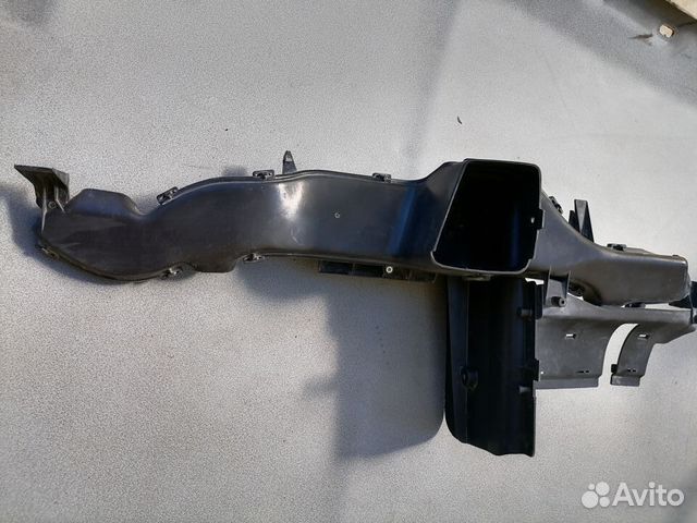 Воздуховод отопителя Volkswagen Passat B3