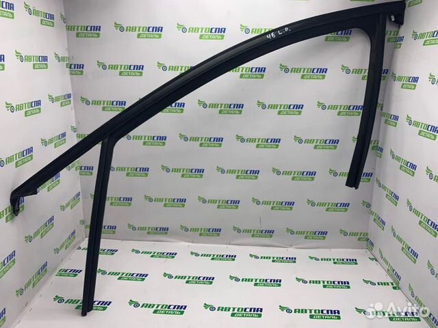 Уплотнитель двери стекла передний левый Mazda 3Bp