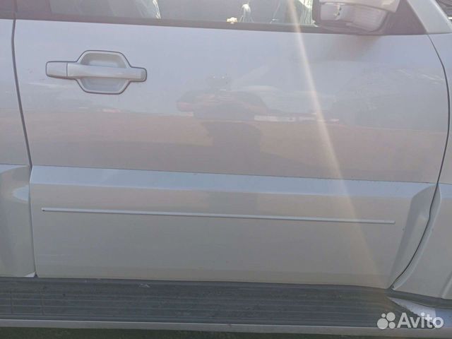 Дверь митсубиши Паджеро 4v98w