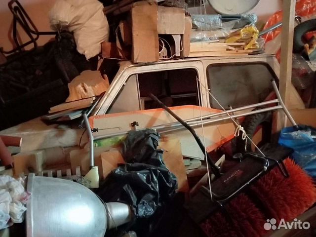 Машина Запорожец на запчасти