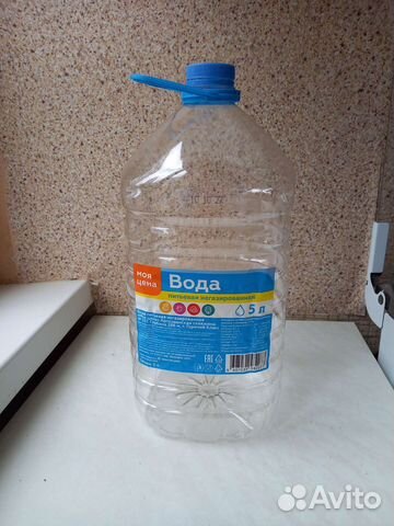Бутыль пластиковая 5 литров