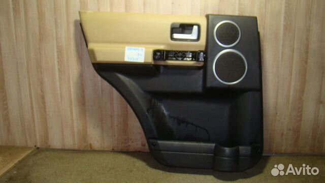 Обшивка двери задней левой Land Rover Discovery 3