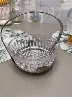 Хрустальная конфетница