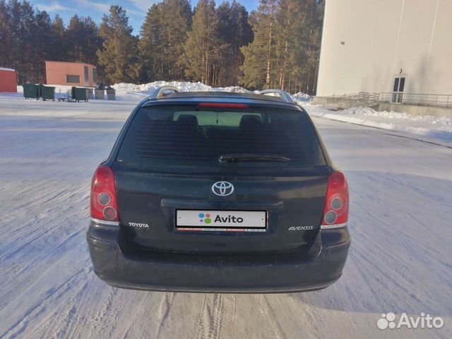 Toyota Avensis 1.8 МТ, 2006, 303 000 км