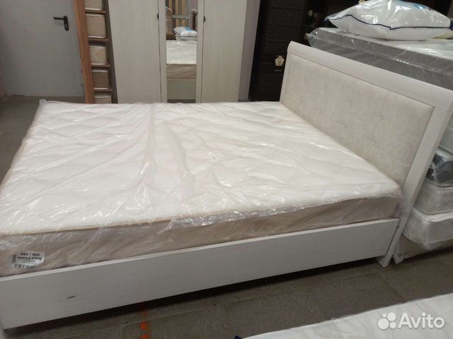 Кровать с пм 160*200