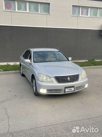 Toyota Crown 3.0 AT, 2004, 300 000 км