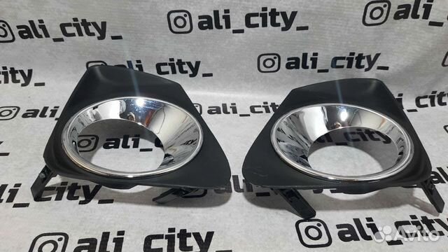 Оправа туманки Королла е150 SAT