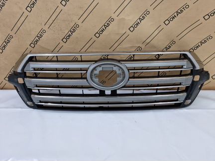 Решетка радиатора Toyota Land Cruiser 200