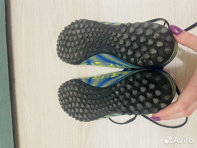 Бутсы сороконожки adidas nemeziz