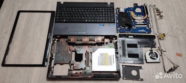 Ноутбук samsung np300e5c-s0tru на разбор