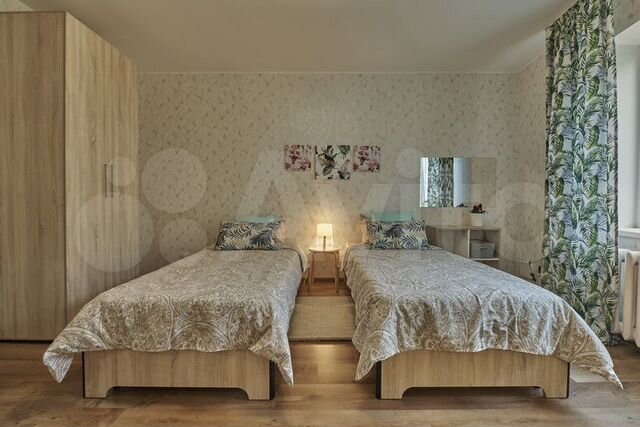 2-к. квартира, 65 м², 3/10 эт.