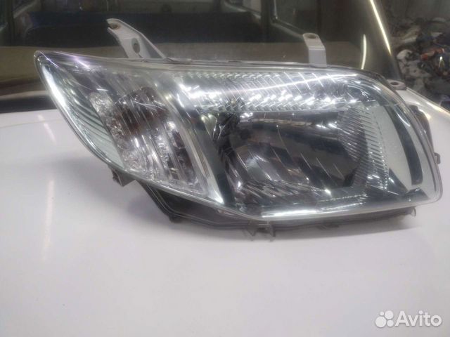 Фара toyota corolla Филдер