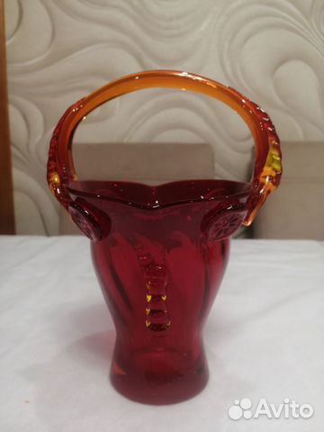 Ваза конфетница СССР цветное рубиновое стекло