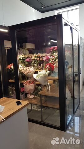 Холодильная камера для цветов