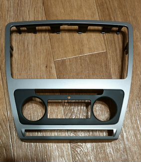 Решетка под круиз контроль Skoda Octavia A5 FL