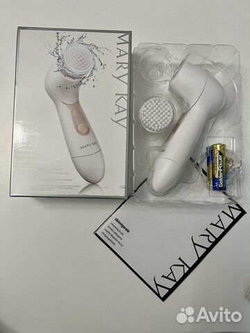 Щетка для очищения лица