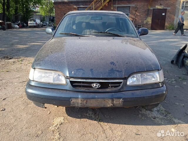 Капот Hyundai Sonata 1995 год 1.8