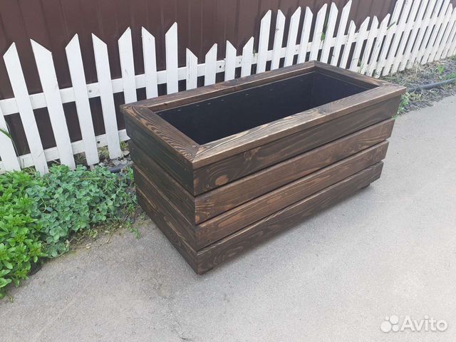 Кашпо из дерева