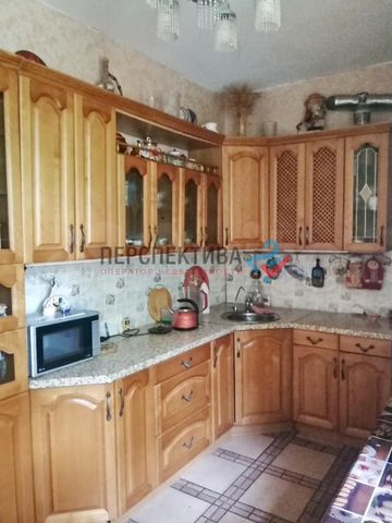 3-к. квартира, 80,7 м², 1/2 эт.