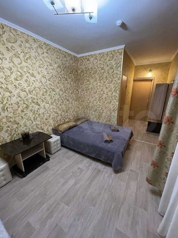 Комната 18 м² в 6-к., 2/4 эт.