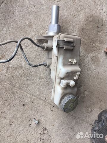 Toyota Corolla 160,180 главный тормозной цилиндр