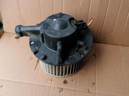 Моторчик печки форд маверик /эскейп