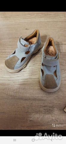 Сандалии новые