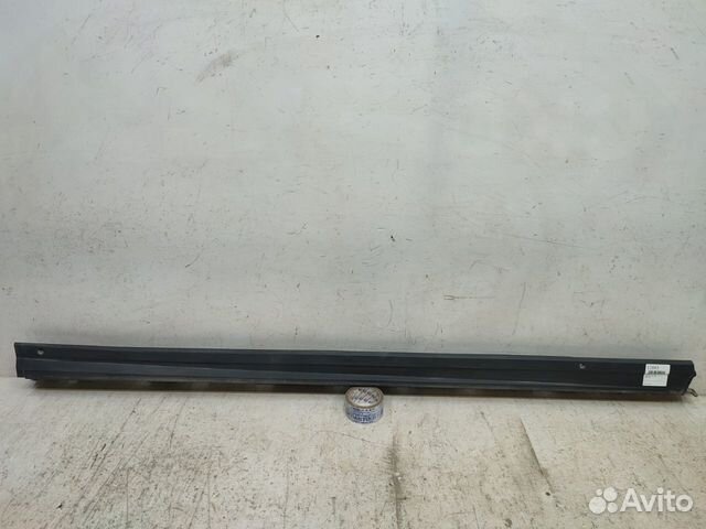 Накладка порога правая Toyota Rav4 XA50 2018