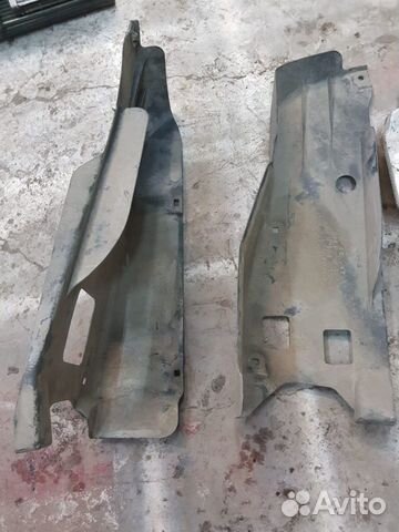 Защита заднего бампера Toyota LC200