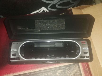 Новая, кассетная автомагнитола sony