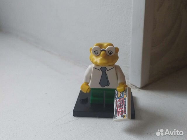 Минифигурка Симпсоны Lego