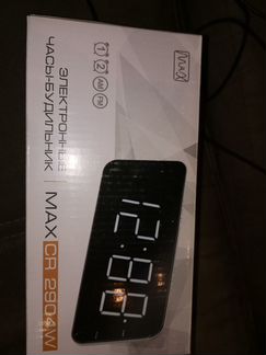 Часы электронные настольные с радио