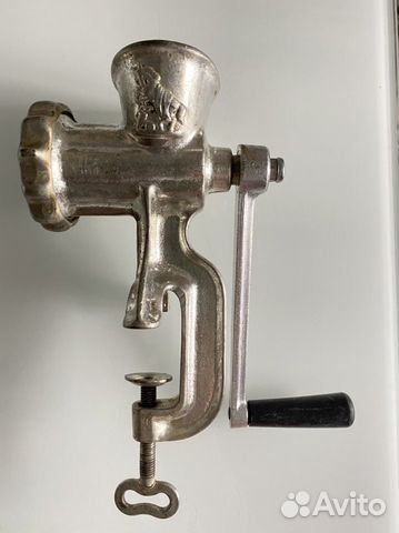 Мясорубка антикварная с конем (1978 года)