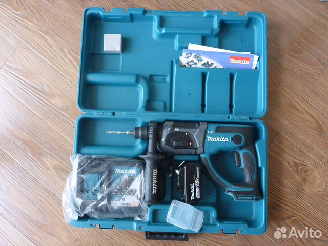 Перфоратор makita dhr202rfe+новый аккум