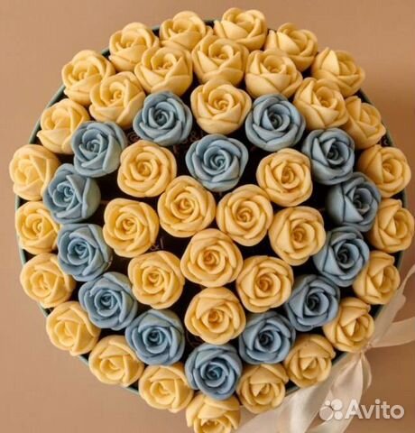 Розы и пионы шоколадные в коробках