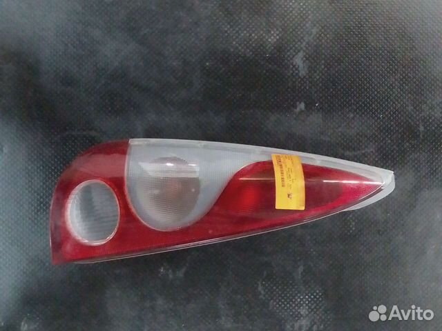 Фонарь задний левый Yaris Verso 1999-2005