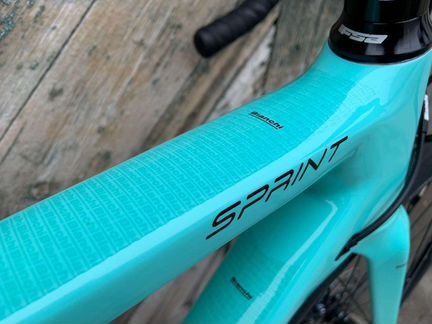 Карбоновый Bianchi Sprint Disc 2020 (р.53, R8000)