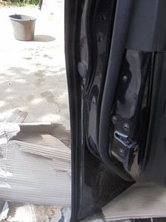 Дверь передняя левая Опель Инсигния. Черная