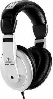 Продаю новые наушники behringer HPM1000