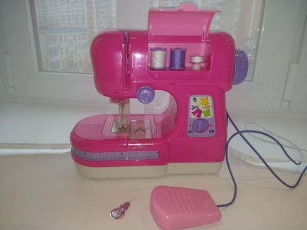 Детская швейная машинка PlayGo
