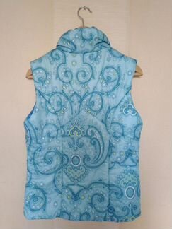 Жилетка очень симпатичная, 46р